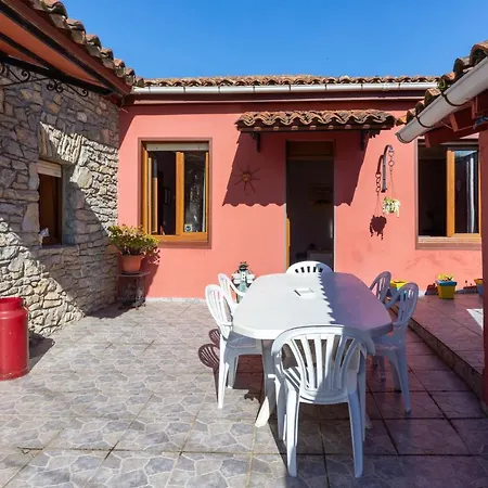 Casa Rural La Sosiega Con Jardin Privado Venkovský dům Bernueces